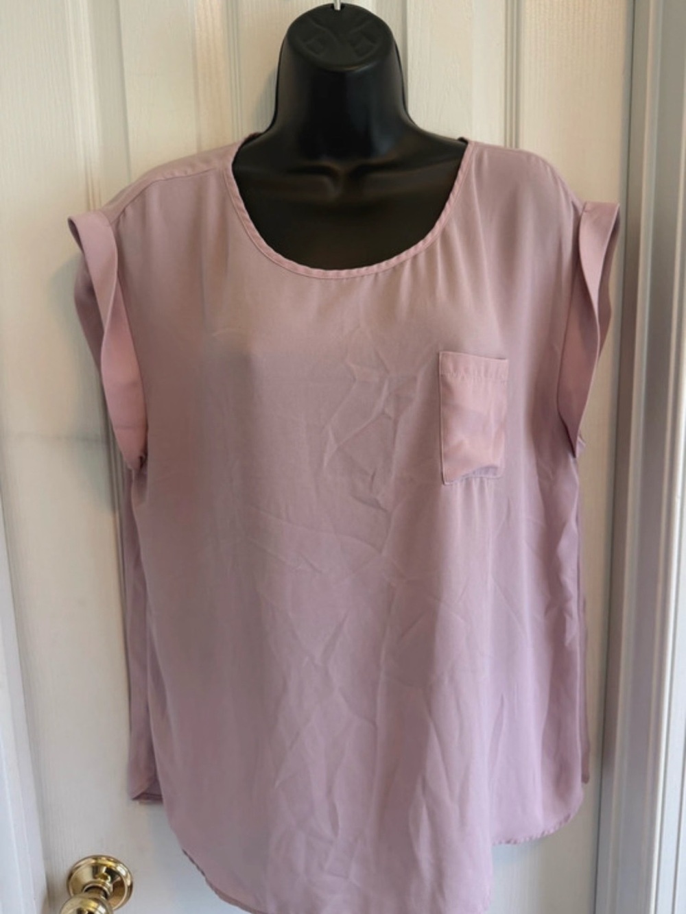 The Loft Light Mauve Women's Scoop Neck Pocket Blouse